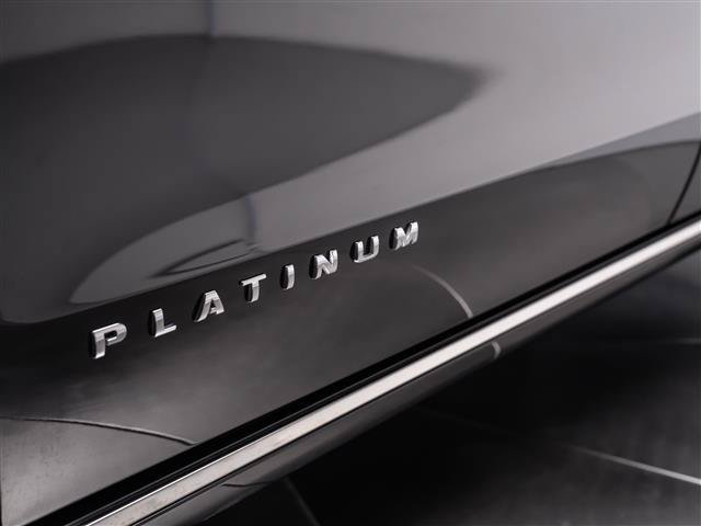 Used 2023 Ford Expedition Platinum AWD/4WD image 11