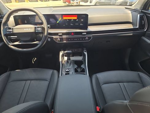New 2026 Kia Sorento S FWD image 12