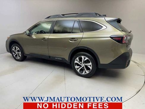 Used 2020 Subaru Outback Limited AWD/4WD image 3