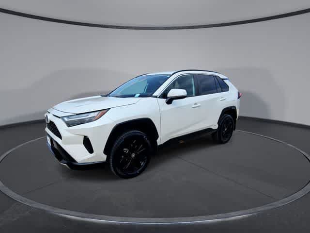 Used 2022 Toyota RAV4 SE AWD/4WD image 4