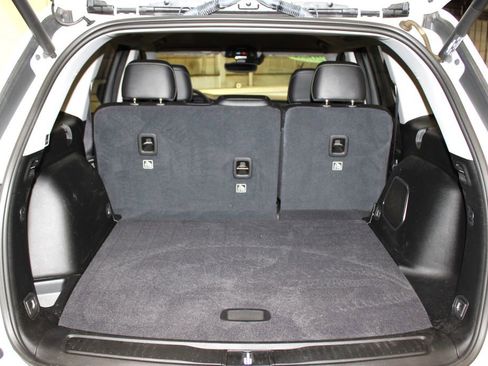 Used 2023 Jeep Grand Cherokee Limited w/ Trailer Tow Prep Group (B) image 33