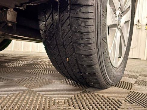 Used 2018 Subaru Outback 2.5i Premium image 17