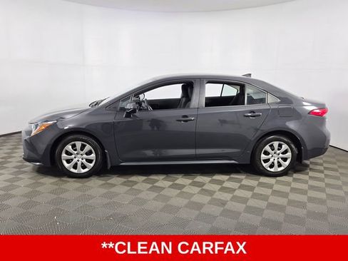Used 2025 Toyota Corolla LE FWD image 5
