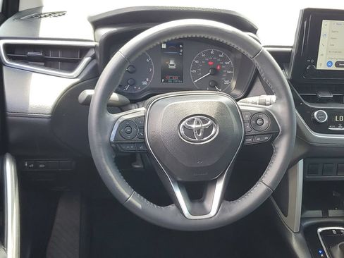 Used 2024 Toyota Corolla Cross LE FWD image 12
