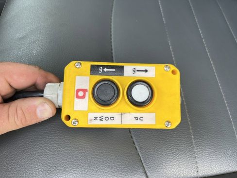 Used 2016 RAM 3500 Tradesman w/ Power Accessory Group image 13