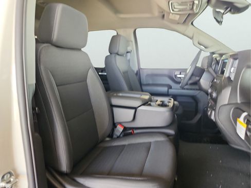 New 2026 Chevrolet Silverado 1500 Custom AWD/4WD image 17