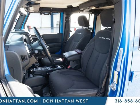 Used 2015 Jeep Wrangler Unlimited Rubicon AWD/4WD image 11