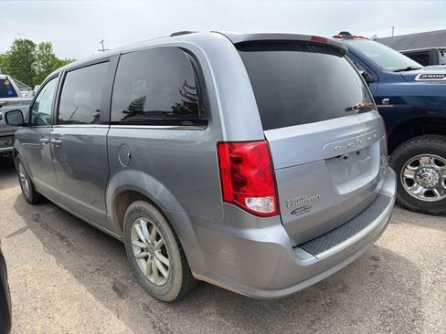 Used 2019 Dodge Grand Caravan SXT FWD image 5