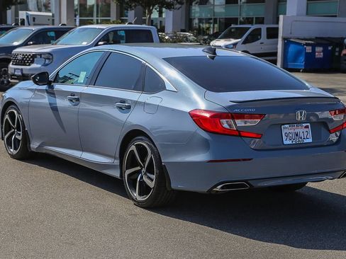 Used 2021 Honda Accord Sport image 9