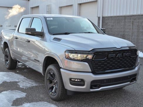 New 2026 RAM 1500 4x4 Crew Cab image 2