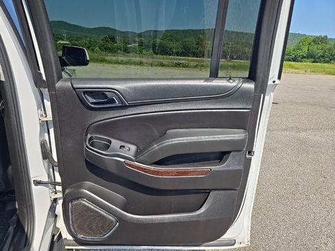 Used 2018 GMC Yukon XL SLT RWD image 20