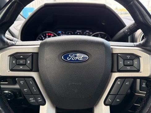 Certified 2022 Ford F350 Platinum w/ Tremor Off-Road Package AWD/4WD image 23