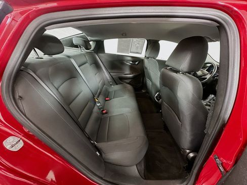 Used 2016 Chevrolet Malibu LT image 24