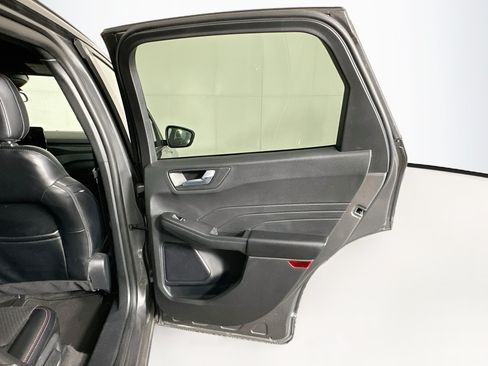 Used 2025 Ford Escape ST-Line FWD image 29