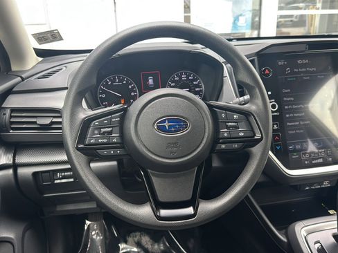 Used 2024 Subaru Crosstrek 2.0i Premium AWD/4WD image 2