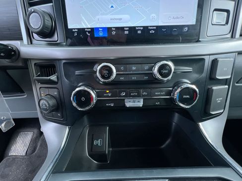 Used 2024 Ford F150 XLT w/ Mobile Office Package image 19