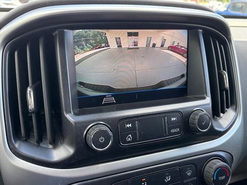 Used 2022 Chevrolet Colorado LT w/ Fleet Safety Package RWD image 6