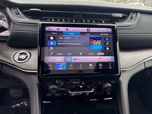 New 2025 Jeep Grand Cherokee L Limited image 23