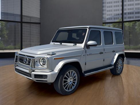 Used 2022 Mercedes-Benz G 550 image 1