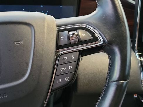 Used 2024 Lincoln Navigator Premiere AWD/4WD image 20