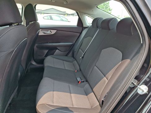 Used 2024 Kia Forte LXS FWD image 20