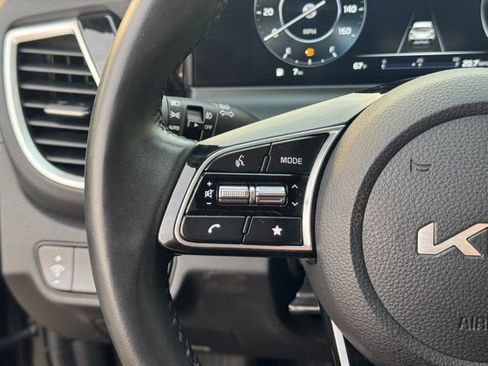 Certified 2024 Kia Seltos S image 28