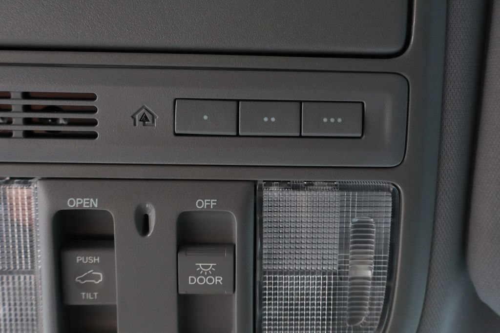 Used 2021 Honda CR-V Touring image 29