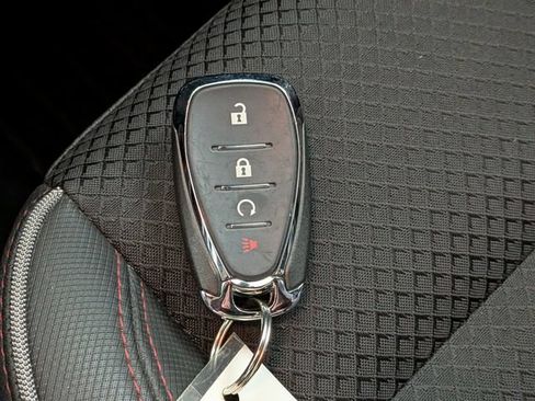 Used 2021 Chevrolet TrailBlazer RS w/ Technology Package AWD/4WD image 36