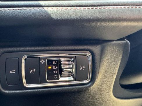 Used 2022 Lincoln Aviator Reserve w/ Equipment Group 201A image 22