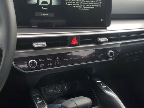 New 2026 Kia Sorento S w/ S Panoramic Sunroof Package image 21