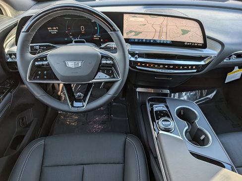 New 2026 Cadillac Lyriq Sport AWD/4WD image 18