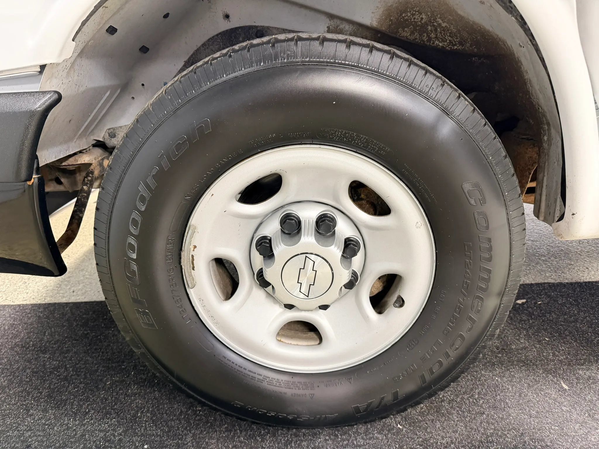 Used 2016 Chevrolet Express 3500 Extended RWD image 15