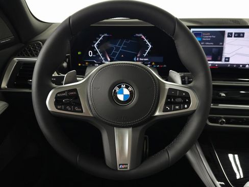 Used 2026 BMW X5 xDrive40i w/ M Sport Package AWD/4WD image 14