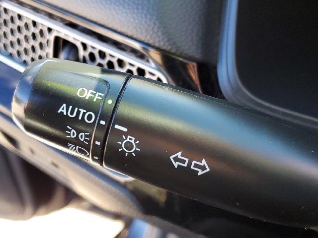 Used 2023 Honda Civic Sport image 11