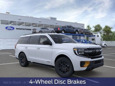 New 2026 Ford Expedition Tremor image 8