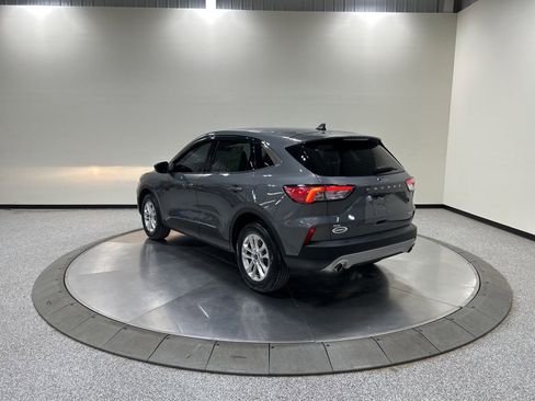 Used 2022 Ford Escape SE AWD/4WD image 9