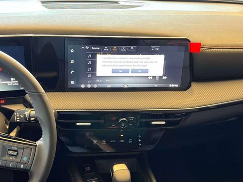 New 2026 Nissan Kicks SR FWD image 21