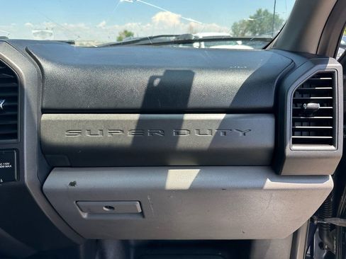 Used 2020 Ford F250 XL w/ Power Equipment Group image 20