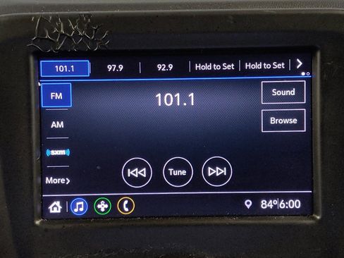 Used 2020 Chevrolet Equinox LT FWD image 25