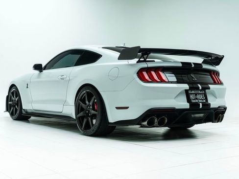 Used 2021 Ford Mustang Shelby GT500 w/ Carbon Fiber Track Pack image 20