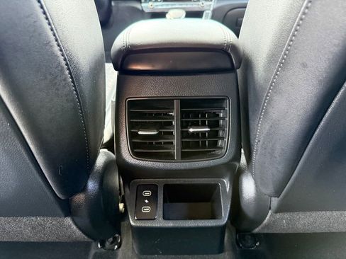 Used 2024 Kia Seltos S FWD image 25