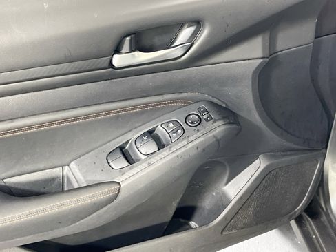 Used 2020 Nissan Altima 2.5 SR AWD/4WD image 17