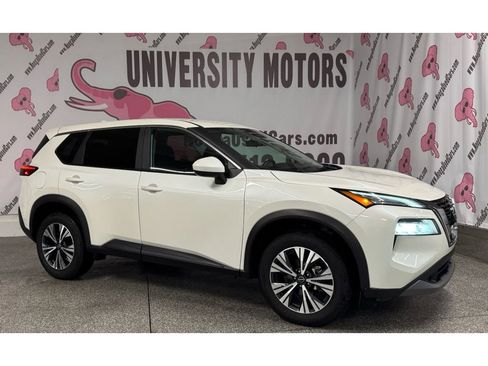 Used 2023 Nissan Rogue SV image 5