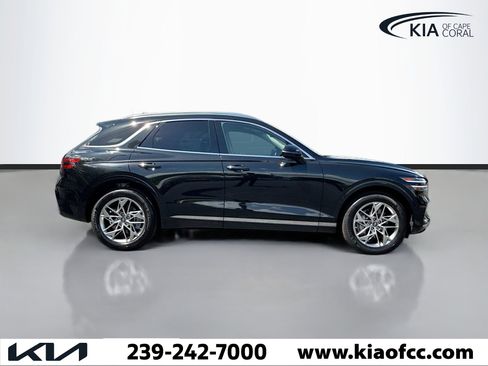 Used 2025 Genesis GV70 2.5T AWD/4WD image 7