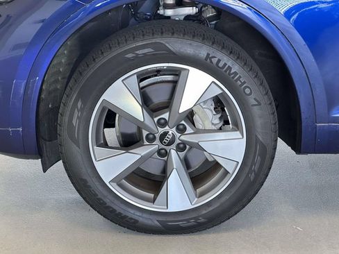 Used 2023 Audi Q5 2.0T Premium w/ Convenience Package AWD/4WD image 8