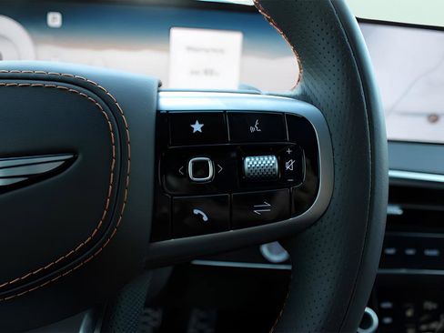 New 2026 Genesis GV70 3.5T Sport Prestige AWD/4WD image 17