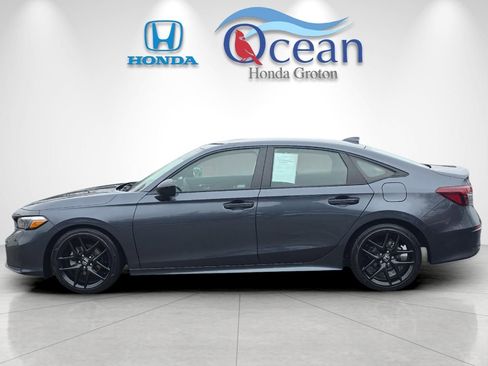 Used 2025 Honda Civic Sport image 6
