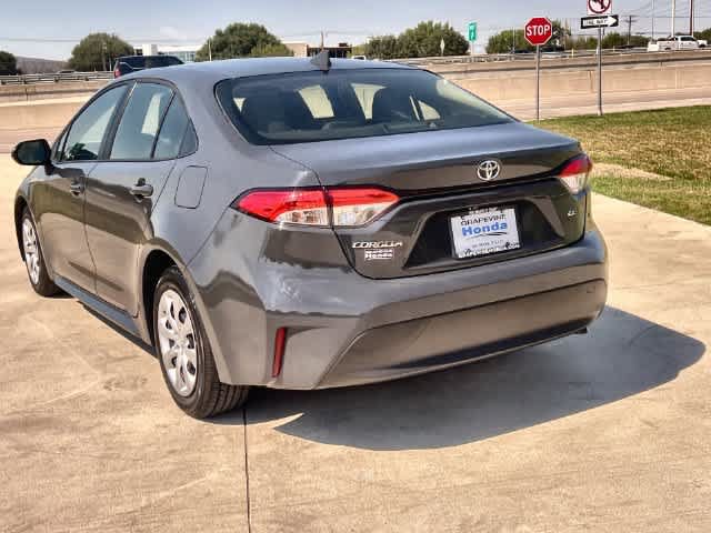 Used 2023 Toyota Corolla LE FWD image 5