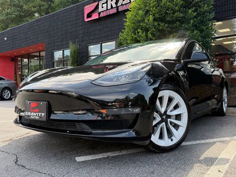 Used 2022 Tesla Model 3 Long Range AWD/4WD image 2