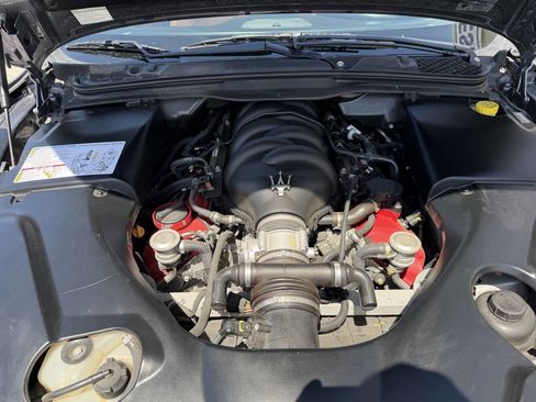 Used 2014 Maserati GranTurismo Sport RWD image 23